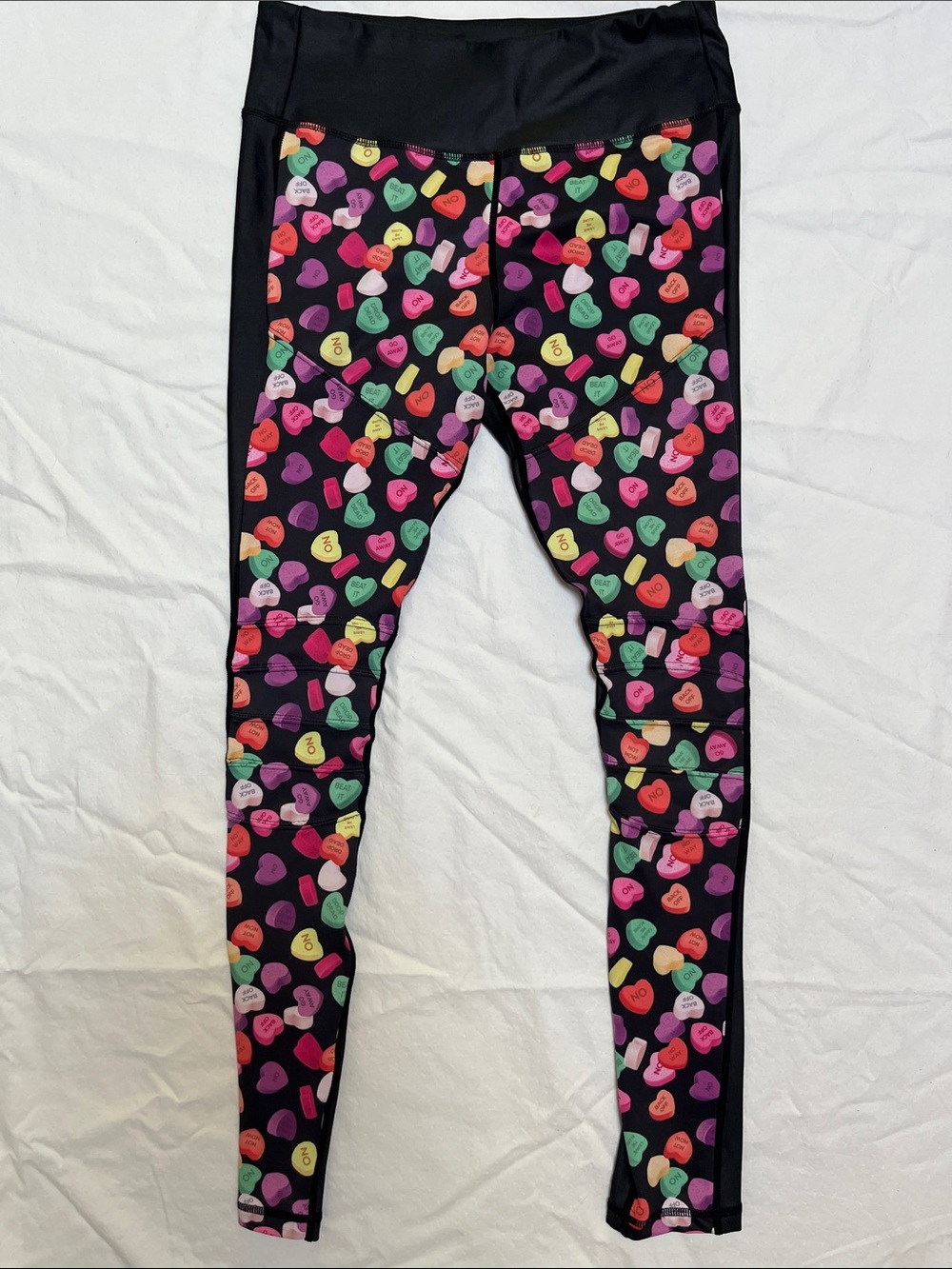GRRRL Clothing Anti Valentine Conversation Hearts Leggings Size Monique / L